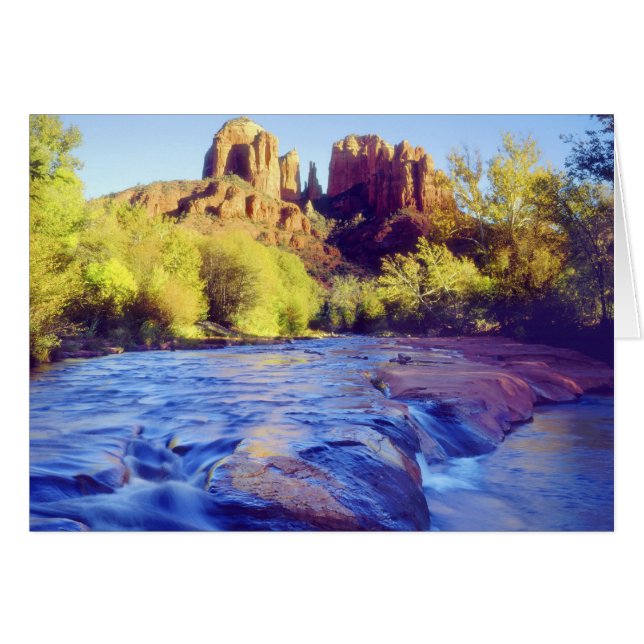 USA, Arizona, Sedona. Kathedrale Rock reflektiert  (Vorderseite (Horizontal))