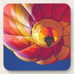 USA, Arizona, Val Vista. Farbenfrohe heiße Luft Getränkeuntersetzer