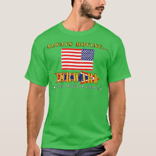USA bewegen sich immer vorwärts mit obverser Flagg T-Shirt