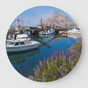 USA, California. Docked Boats At Morro Bay Große Wanduhr