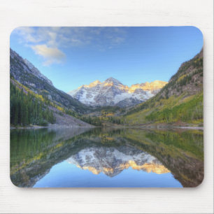USA, Colorado, Maroon Bells-Snowmass Mousepad
