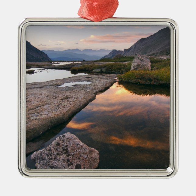 USA, Colorado, Rocky Mountain NP.  Sonnenaufgang Silbernes Ornament (Vorne)