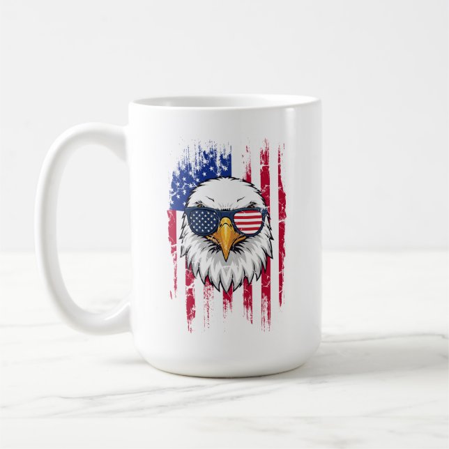 USA Flag And American Bald Eagle Grunge Kaffeetasse (Links)