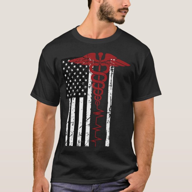 USA Flag Medizinisches Symbol Black Patriotic Cadu T-Shirt (Vorderseite)