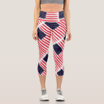 USA Flagge Patrioamerikanisches Flaggen Red White  Capri Leggings<br><div class="desc">Mit diesen hochwertigen,  komfortablen und hochauflösenden Capri-Leggings mit einem inspirierten Muster der US-Flagge zeigen Sie sich stolz auf die USA.  Fügen Sie benutzerdefinierten Text,  Monogramm,  etc. zu personalisieren. Perfekt für das Ausarbeiten oder Aufhängen aus jedem patriotischen Ereignis.</div>