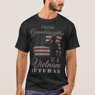 USA-Flagge Soldat Stolz Enkelin eines Vietnam T-Shirt