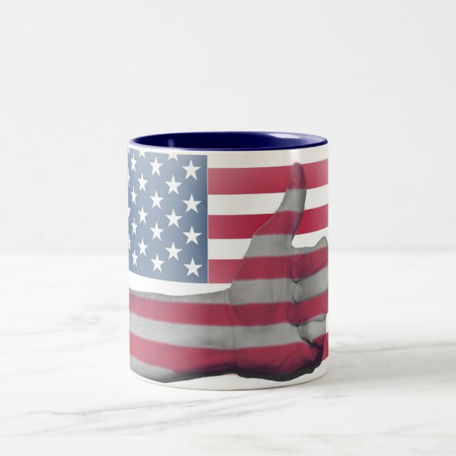 USA-Flaggen-Tasse Zweifarbige Tasse (Mittel)