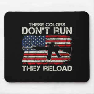 USA-Flaggenfarben verlaufen nicht, sie laden nach Mousepad