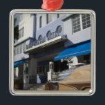 USA, Florida, Miami Beach: South Beach, Art Déco Silbernes Ornament<br><div class="desc">COPYRIGHT Walter Bibikow / DanitaDelimont.com| US10 WBI0165.jpg| USA,  Florida,  Miami Beach: South Beach,  Art Deco Hotels,  Park Central Hotel und 1930er Jahre Auto</div>