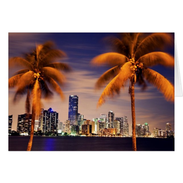 USA, Florida, Miami-Skyline bei Dämmerung (Vorderseite (Horizontal))