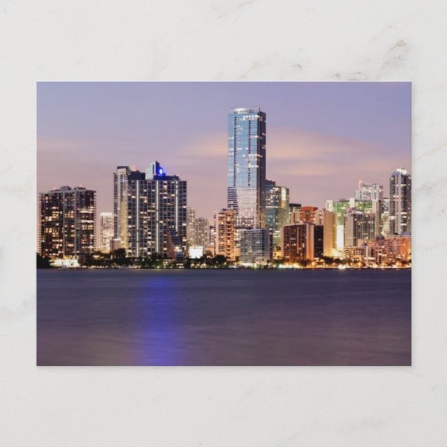 USA, Florida, Miami skyline bei Dämmerung 2 Postkarte (Vorderseite)