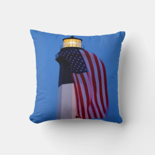 USA, Georgia, Tybee Island, Flagge weht 2 Kissen
