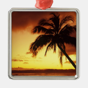 USA, Hawaii, Maui, Farbiger Sonnenuntergang in ein Silbernes Ornament