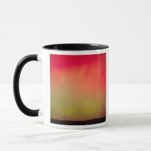 USA, Idaho. Aurora borealis, Nordlicht um 2 Tasse