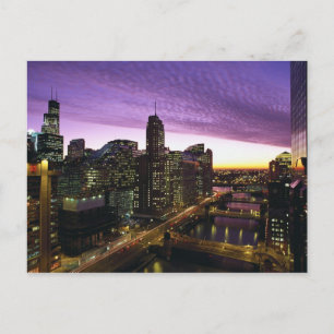 USA, IL, Chicago. Skyline von Chicago und Fluss Postkarte