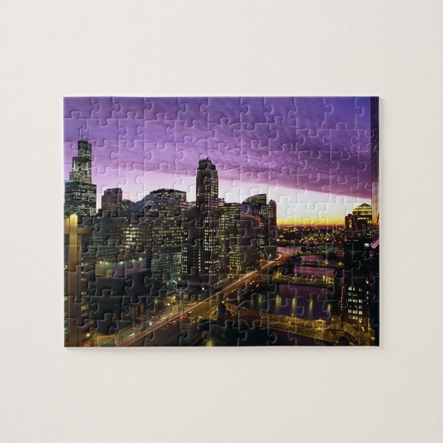 USA, IL, Chicago. Skyline von Chicago und Fluss Puzzle (Horizontal)