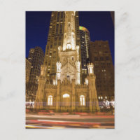 USA, Illinois, Chicago, Wasserturm beleuchtet