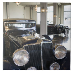 USA, Indiana, Auburn: Auburn, Cord, Duesenberg 6 Fliese
