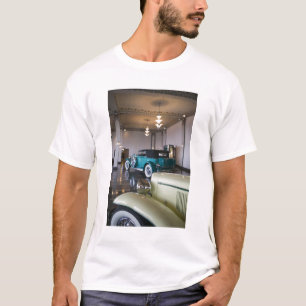 USA, Indiana, Auburn: Auburn, Cord, Duesenberg 8 T-Shirt