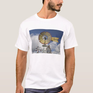 USA, Indiana, Kendallville: Mitte, Amerika T-Shirt