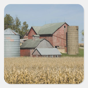 USA, IOWA, Froelich: Alte Farm Quadratischer Aufkleber