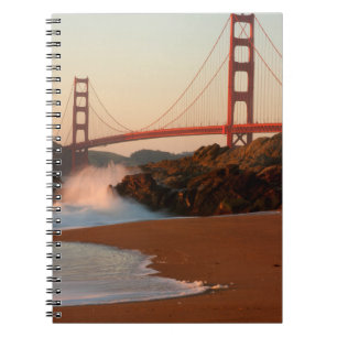 USA, Kalifornien. Blick auf die Golden Gate Bridge Notizblock