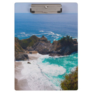 USA, Kalifornien. Blick auf Mcway Falls Klemmbrett