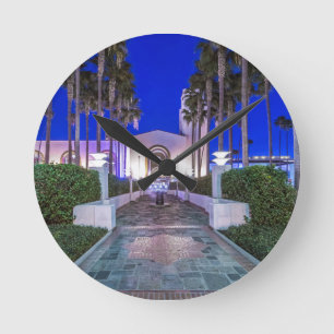 USA, Kalifornien, Los Angeles, Union Station Runde Wanduhr
