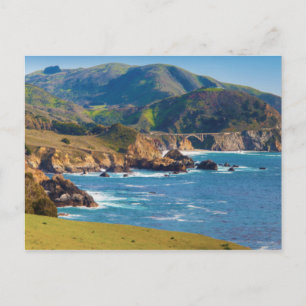 USA, Kalifornien. Panorama von Big Sur mit Bixby Postkarte