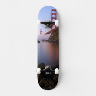 USA, Kalifornien, San Francisco. Golden Gate Skateboard