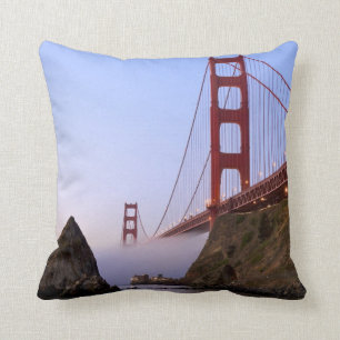 USA, Kalifornien, San Francisco. Goldenes Tor 3 Kissen