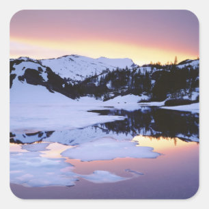 USA, Kalifornien, Sierra Nevada-Gebirge. Die Quadratischer Aufkleber