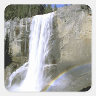 USA, Kalifornien, Yosemite-Nationalpark. Vernal Quadratischer Aufkleber