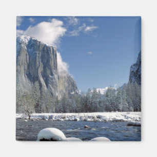 USA, Kalifornien, Yosemite NP. Der Merced-Fluss Magnet
