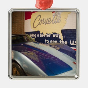 USA, Kentucky, Bowling Green: National Corvette 2 Silbernes Ornament