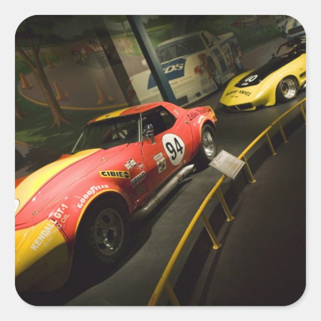 USA, Kentucky, Bowling Green: National Corvette 4 Quadratischer Aufkleber (Vorderseite)