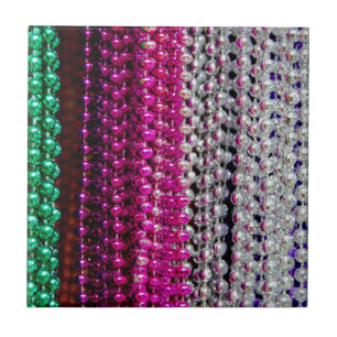 USA, Louisiana, New Orleans. Mardi-Gras-Perlen Fliese