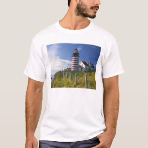 USA, Maine, Lubec. West Quoddy Head Leuchtturm T-Shirt