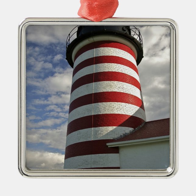 USA, Maine, Lubec. West Quoddy Head LIghthouse Silbernes Ornament (Vorne)