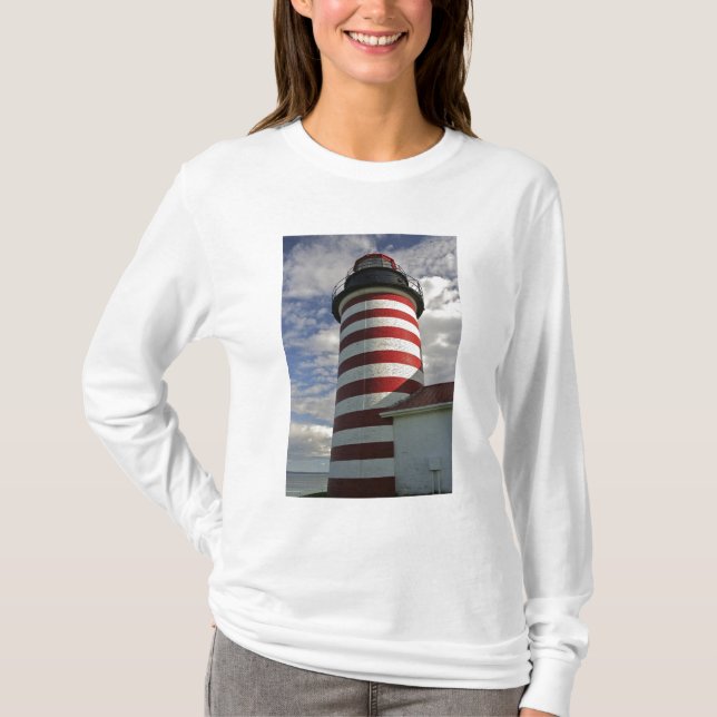 USA, Maine, Lubec. West Quoddy Head LIghthouse T-Shirt (Vorderseite)