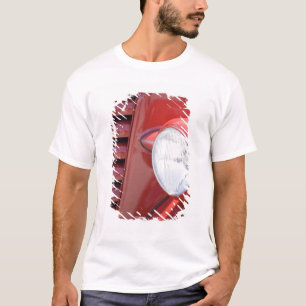 USA, Maine, Owl's Head. Scheinwerfer und Teile T-Shirt