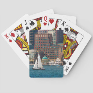 USA, Massachusetts. Boston Waterfront Skyline 2 Spielkarten
