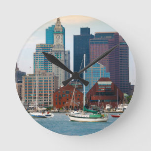 USA, Massachusetts. Boston Waterfront-Skyline Runde Wanduhr
