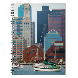 USA, Massachusetts. Bostons Wasserfront-Skyline Notizblock