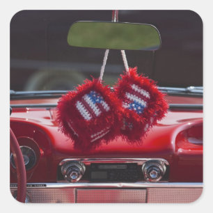 USA, Massachusetts, Gloucester. Würfel mit Quadratischer Aufkleber