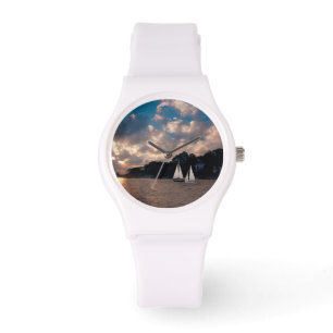 USA, Massachusetts. Sunset Segelsport Armbanduhr