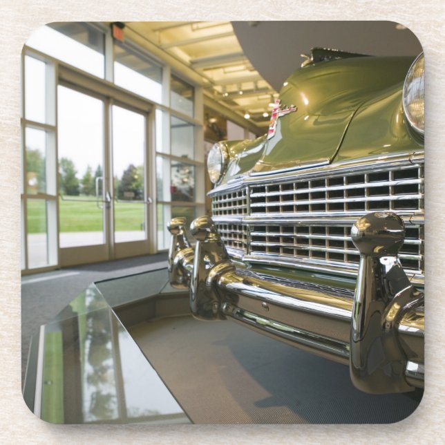 USA, Michigan, Auburn Hills: Walter P. Crysler Getränkeuntersetzer (Vorderseite)