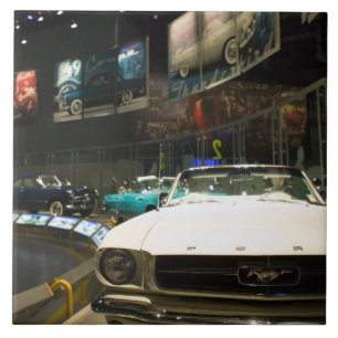 USA, Michigan, Detroit: Ford-Rouge-Fabrik-Ausflug, Fliese