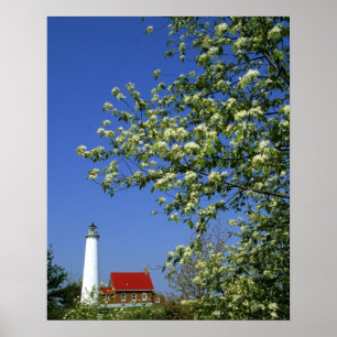 USA, Michigan, East Tawas. Tawas-Leuchtturm mit Poster