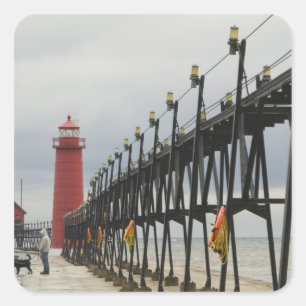 USA, Michigan, Lake Michigan Shore, Grand Haven: Quadratischer Aufkleber